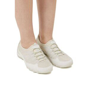 Skechers Size 9M White Slip-On Sneakers With Sparkling Accents & Grip Sole